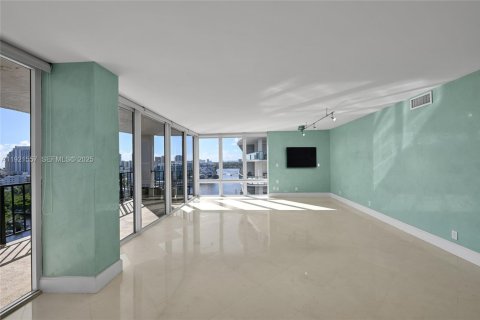 Condominio en venta en Fort Lauderdale, Florida, 2 dormitorios, 150.5 m2 № 1982255 - foto 7
