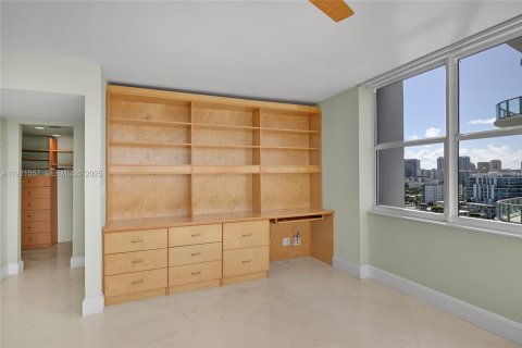 Condominio en venta en Fort Lauderdale, Florida, 2 dormitorios, 150.5 m2 № 1982255 - foto 30