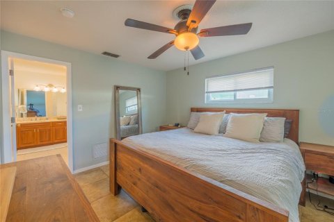 Casa en alquiler en Dunedin, Florida, 3 dormitorios, 141.86 m2 № 1915206 - foto 8