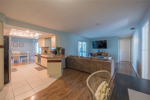 Casa en alquiler en Dunedin, Florida, 3 dormitorios, 141.86 m2 № 1915206 - foto 14