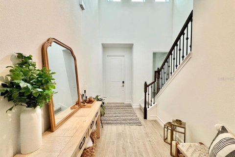 Villa ou maison à louer à Land O' Lakes, Floride: 5 chambres, 300.26 m2 № 2406386 - photo 6