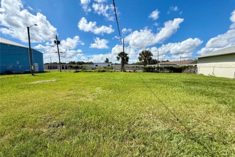 Commercial property in Lakeland, Florida 178.37 sq.m. № 1919564 - photo 9