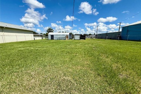 Commercial property in Lakeland, Florida 178.37 sq.m. № 1919564 - photo 12