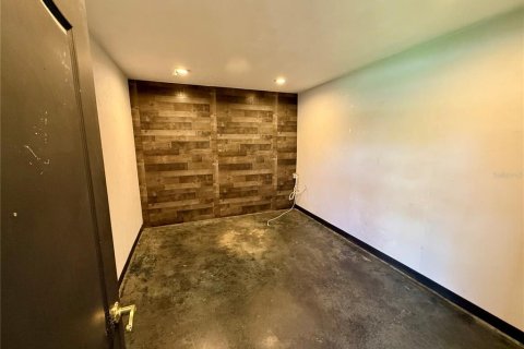 Commercial property in Lakeland, Florida 178.37 sq.m. № 1919564 - photo 21