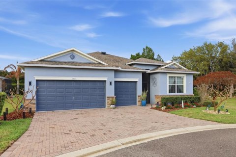 House in Winter Haven, Florida 4 bedrooms, 212 sq.m. № 2232494