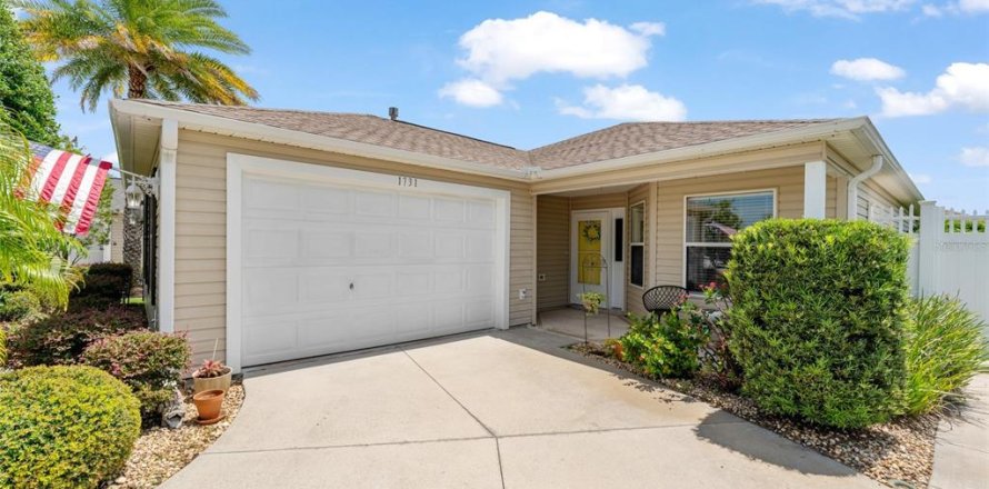 Casa en The Villages, Florida 3 dormitorios, 153.75 m2 № 1847031