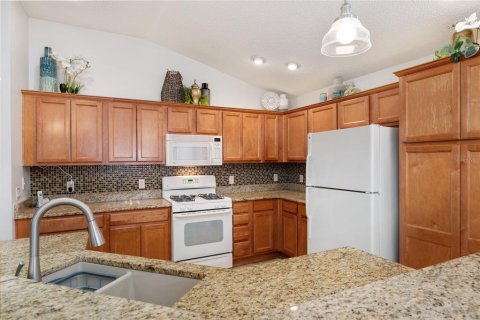 Casa en venta en The Villages, Florida, 3 dormitorios, 153.75 m2 № 1847031 - foto 11