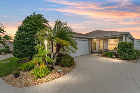 Casa en venta en The Villages, Florida, 3 dormitorios, 153.75 m2 № 1847031 - foto 2
