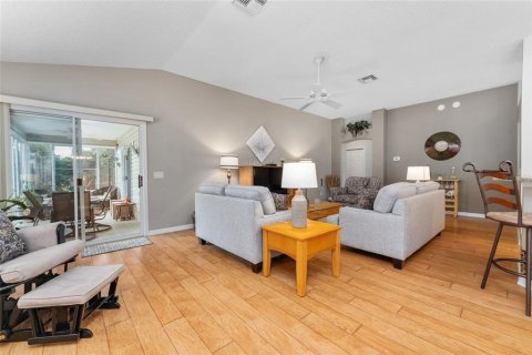 Casa en venta en The Villages, Florida, 3 dormitorios, 153.75 m2 № 1847031 - foto 9