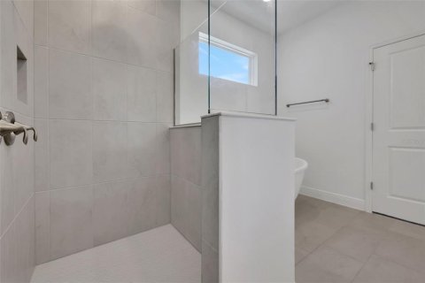 Купить виллу или дом в Апопка, Флорида 8 комнат, 234.11м2, № 1665682 - фото 8