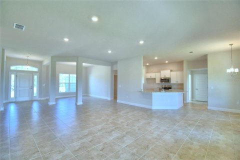 Villa ou maison à vendre à Auburndale, Floride: 4 chambres, 233 m2 № 2315276 - photo 12