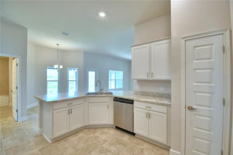 Villa ou maison à vendre à Auburndale, Floride: 4 chambres, 233 m2 № 2315276 - photo 16
