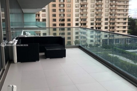 Снять в аренду квартиру в Бэл-Харбор, Флорида 2 спальни, 158.31м2, № 1995513 - фото 28