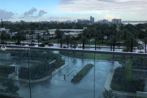 Снять в аренду квартиру в Бэл-Харбор, Флорида 2 спальни, 158.31м2, № 1995513 - фото 27