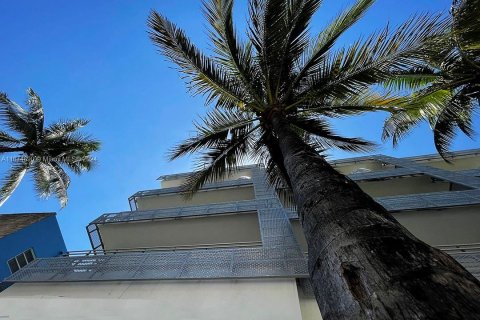 Propiedad comercial en venta en Miami Beach, Florida № 1863199 - foto 20