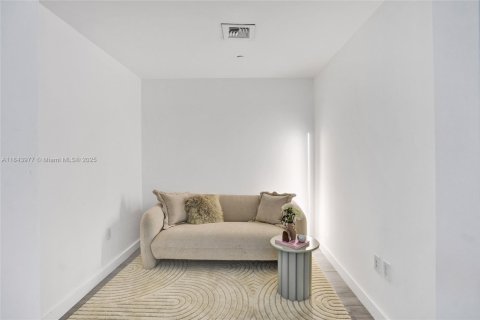 Copropriété à vendre à Miami, Floride: 1 chambre, 81.75 m2 № 1839180 - photo 22
