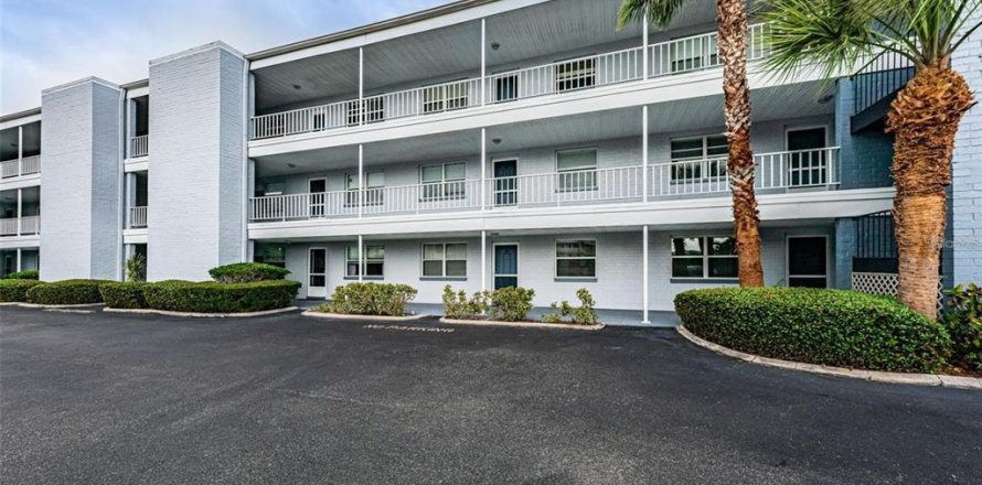 Condominio en South Pasadena, Florida, 2 dormitorios  № 2166438