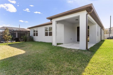 Villa ou maison à louer à Zephyrhills, Floride: 4 chambres, 169.83 m2 № 1788246 - photo 20