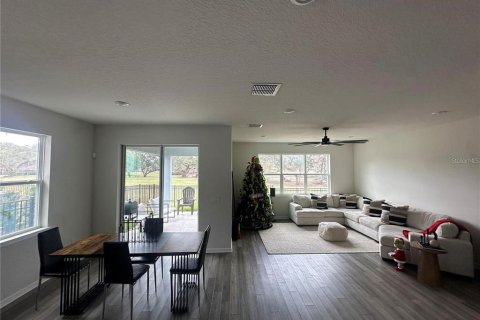 Villa ou maison à louer à Zephyrhills, Floride: 4 chambres, 169.83 m2 № 1788246 - photo 8