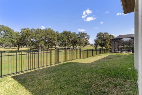 Villa ou maison à louer à Zephyrhills, Floride: 4 chambres, 169.83 m2 № 1788246 - photo 21
