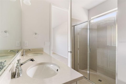 Villa ou maison à louer à Zephyrhills, Floride: 4 chambres, 169.83 m2 № 1788246 - photo 12