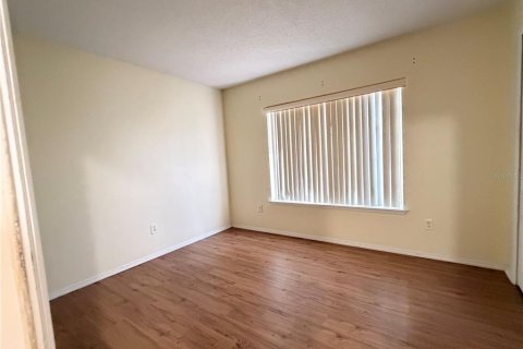 House in Orlando, Florida 4 bedrooms, 135.36 sq.m. № 2396781 - photo 14