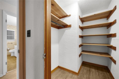 Casa en venta en Gainesville, Florida, 4 dormitorios, 196.12 m2 № 1792153 - foto 18