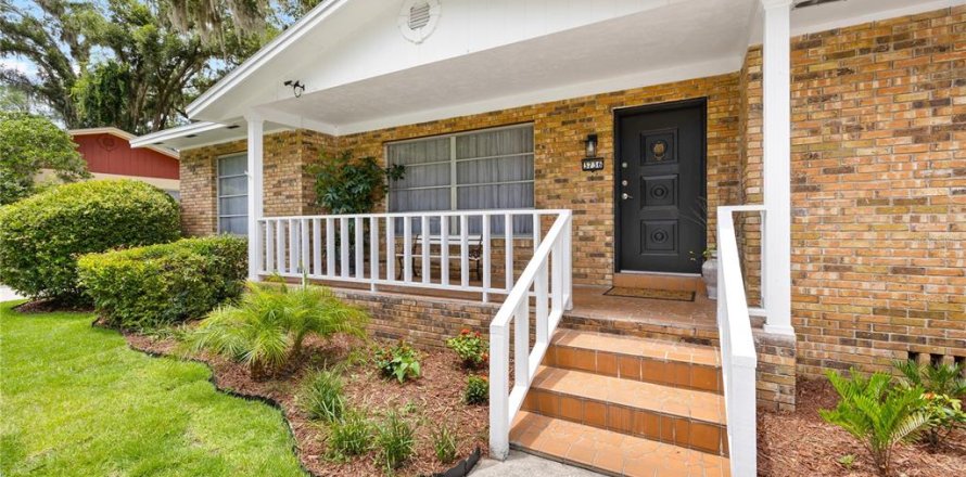 Casa en Gainesville, Florida 4 dormitorios, 196.12 m2 № 1792153