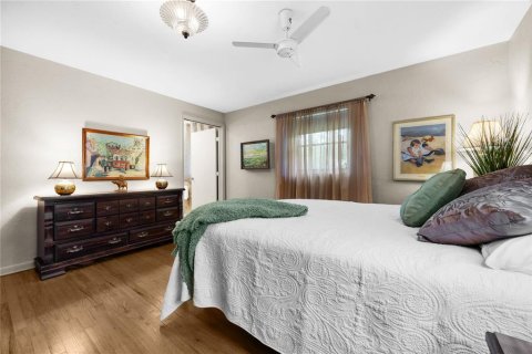 Casa en venta en Gainesville, Florida, 4 dormitorios, 196.12 m2 № 1792153 - foto 15