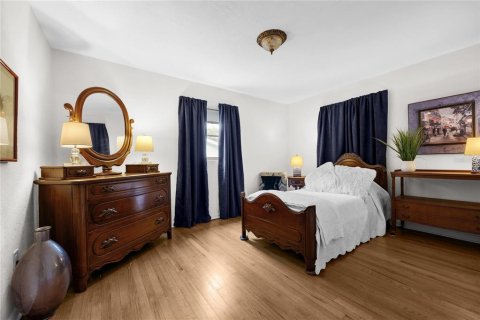 Casa en venta en Gainesville, Florida, 4 dormitorios, 196.12 m2 № 1792153 - foto 19
