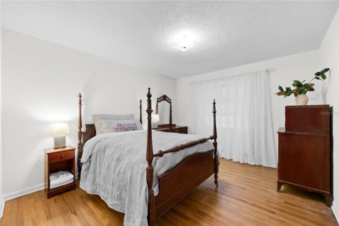 Casa en venta en Gainesville, Florida, 4 dormitorios, 196.12 m2 № 1792153 - foto 22