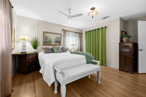 Casa en venta en Gainesville, Florida, 4 dormitorios, 196.12 m2 № 1792153 - foto 16