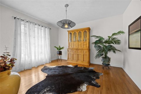 Casa en venta en Gainesville, Florida, 4 dormitorios, 196.12 m2 № 1792153 - foto 9