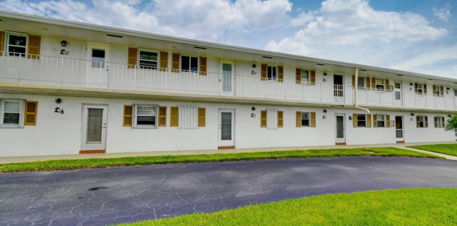 Condo in Boynton Beach, Florida, 1 bedroom  № 1223641