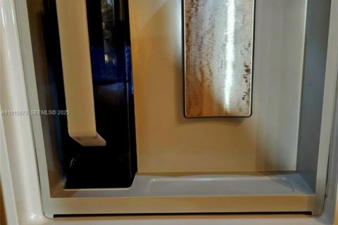 Condo in Fort Lauderdale, Florida, 1 bedroom № 1986754 - photo 16