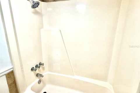 Copropriété à louer à Tampa, Floride: 2 chambres, 82.13 m2 № 2396458 - photo 16