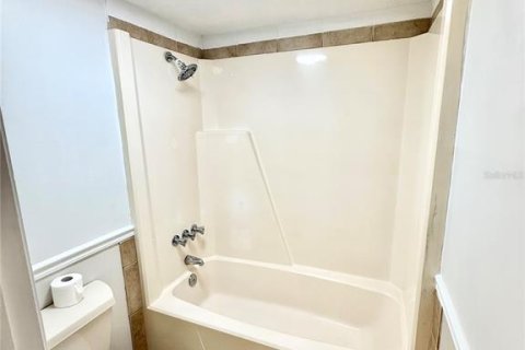 Copropriété à louer à Tampa, Floride: 2 chambres, 82.13 m2 № 2396458 - photo 11
