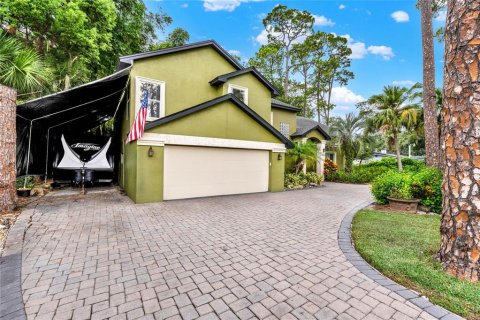 House in Apopka, Florida 4 bedrooms, 368.54 sq.m. № 1783448 - photo 4