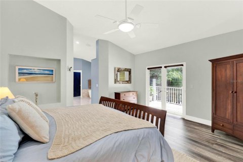 House in Apopka, Florida 4 bedrooms, 368.54 sq.m. № 1783448 - photo 22