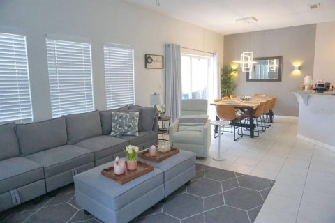 Townhouse in Kissimmee, Florida 4 bedrooms, 151.99 sq.m. № 2103491 - photo 2