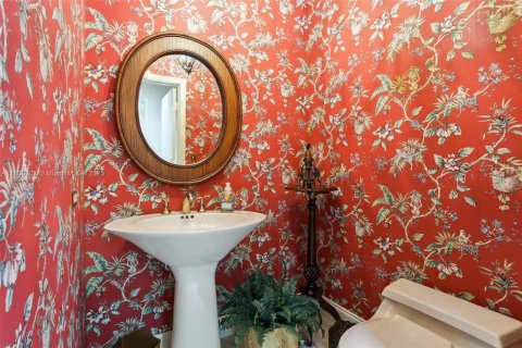 Villa ou maison à vendre à Miami, Floride: 5 chambres, 346.9 m2 № 2054410 - photo 29