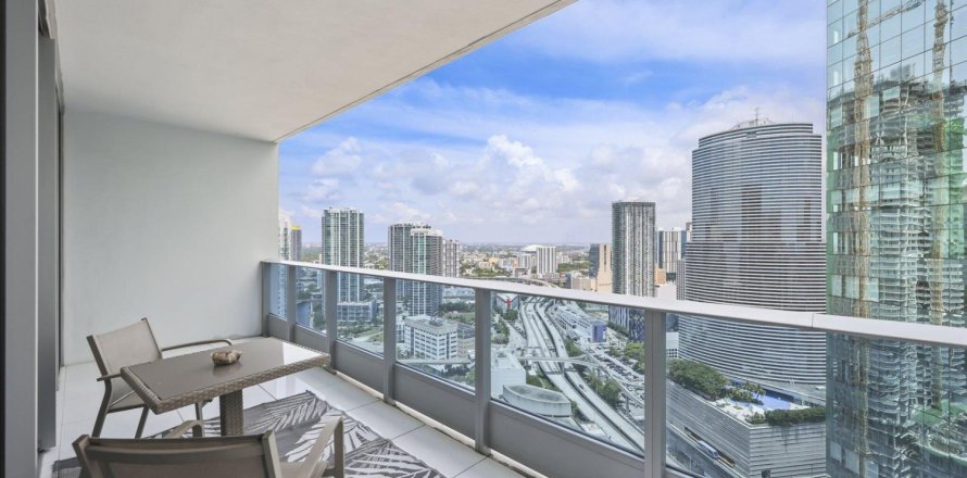 Condo in Miami, Florida, 1 bedroom  № 2174299