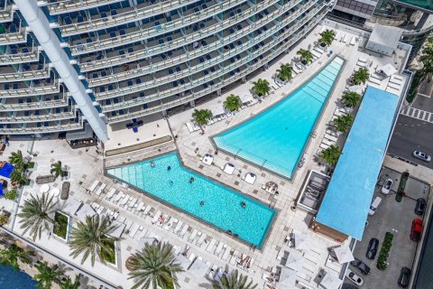 Condo in Miami, Florida, 1 bedroom  № 2174299 - photo 27
