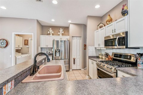 Casa en venta en Tampa, Florida, 3 dormitorios, 182.09 m2 № 1907348 - foto 16