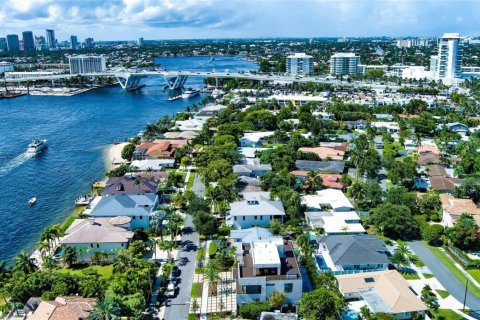 Villa ou maison à vendre à Fort Lauderdale, Floride: 5 chambres, 461.17 m2 № 2254894 - photo 6