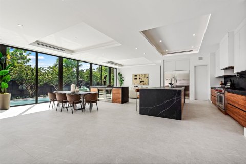 Villa ou maison à vendre à Fort Lauderdale, Floride: 5 chambres, 461.17 m2 № 2254894 - photo 12