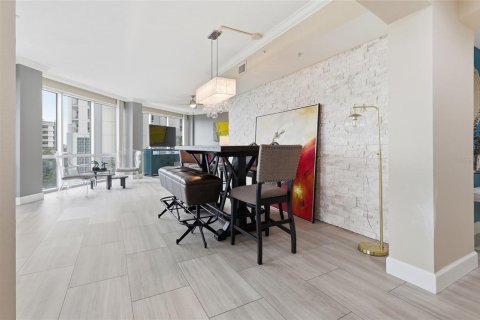 Condominio en venta en Orlando, Florida, 3 dormitorios, 179.49 m2 № 2315012 - foto 4