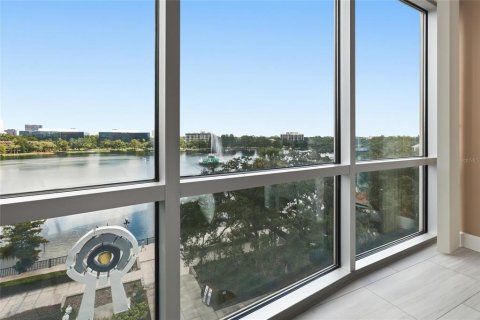 Condominio en venta en Orlando, Florida, 3 dormitorios, 179.49 m2 № 2315012 - foto 20
