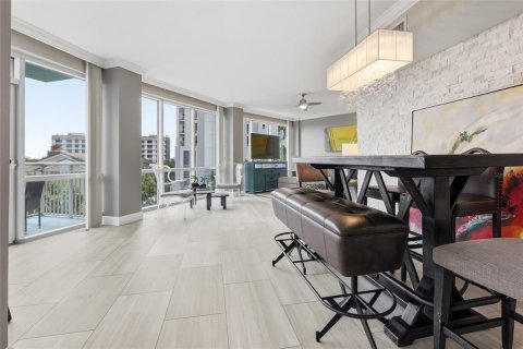 Condominio en venta en Orlando, Florida, 3 dormitorios, 179.49 m2 № 2315012 - foto 5
