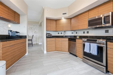 Condominio en venta en Orlando, Florida, 3 dormitorios, 179.49 m2 № 2315012 - foto 12